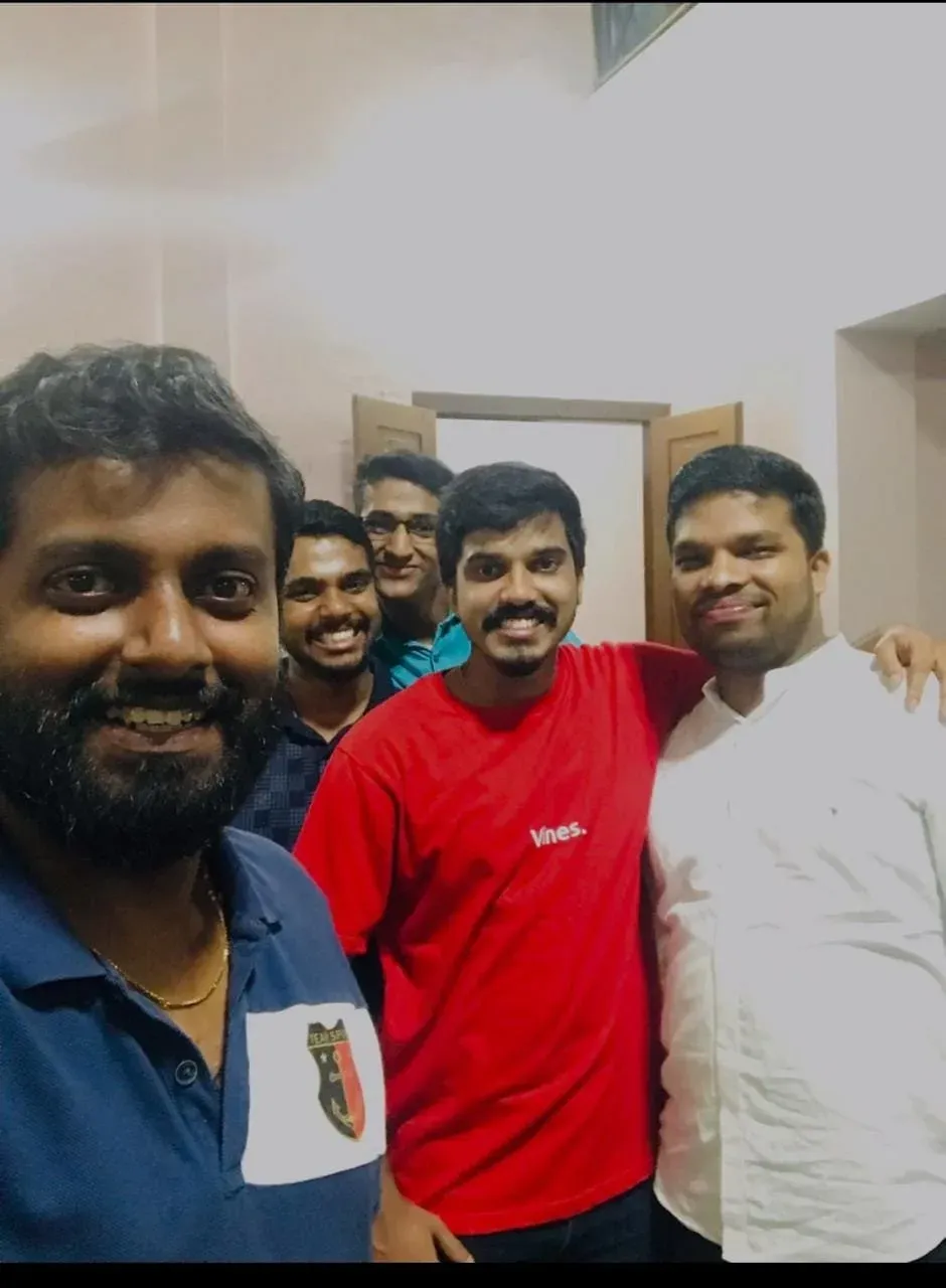 Team wearing Vines red t-shirts